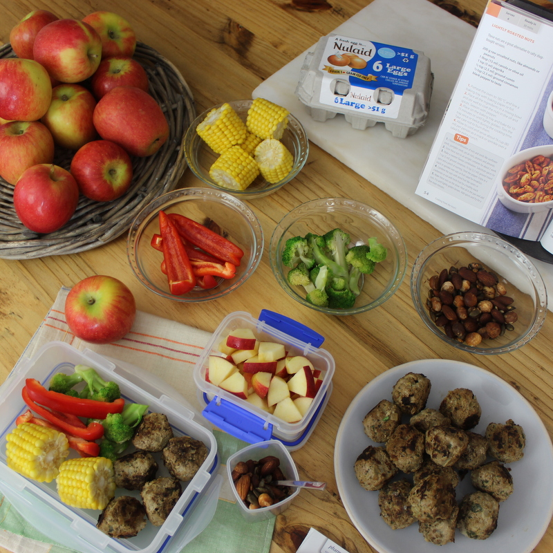 Lunch box - Meatballs with apples